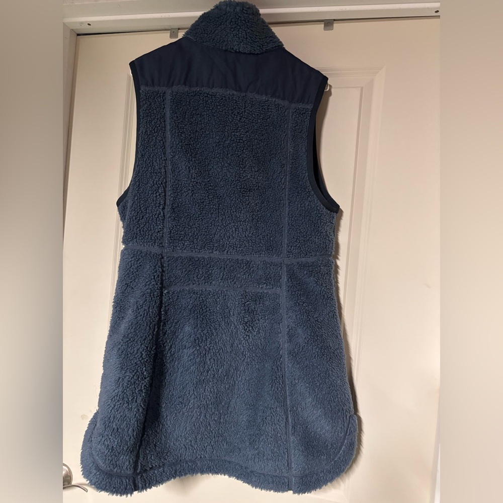 L.L. Bean Women’s Sherpa Fleece Vest - NWOT - Picture 7 of 9